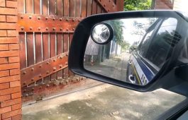4 kỹ thuật về cách lái xe vào cổng hẹp an toàn, hiệu quả